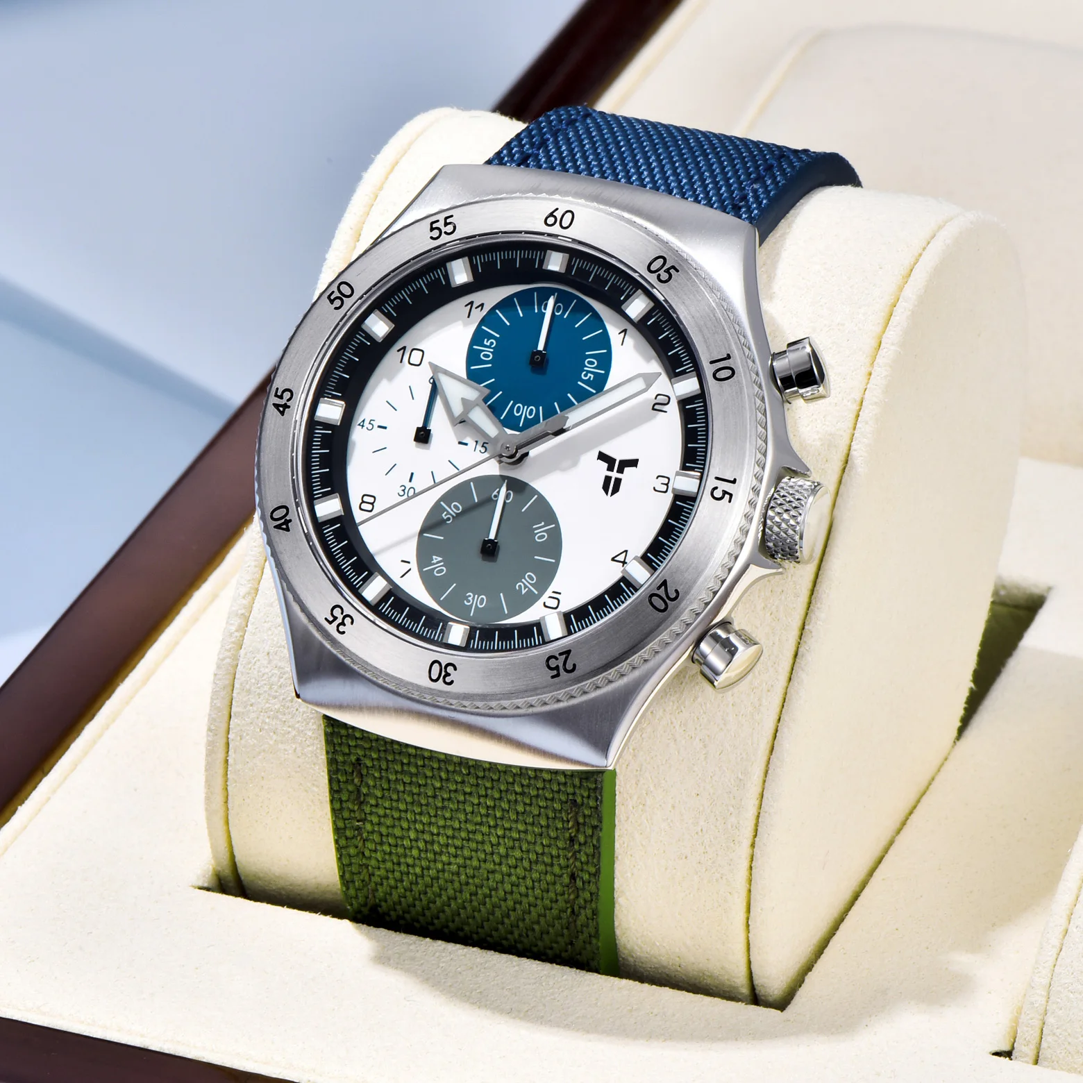 Men's Sport Watch, Dual Time, Sapphire dual color blue and green - Image 3
