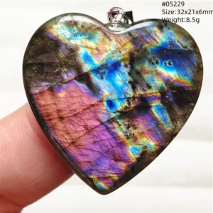 Rainbow Flash Purple Labradorite Pendant Necklace - Image 11