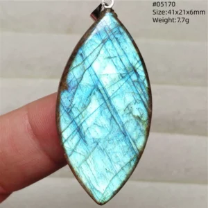 Rainbow Flash Purple Labradorite Pendant Necklace - Image 32