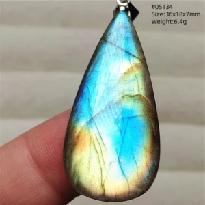 Purple Labradorite Pendant with Natural Flash - Image 33