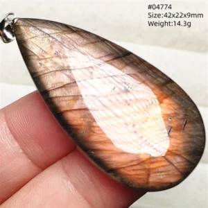 Purple Labradorite Pendant with Natural Flash - Image 40