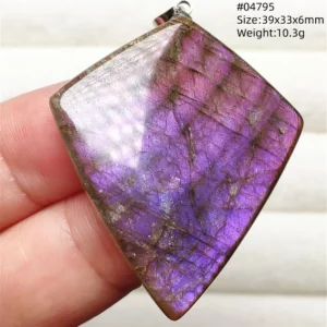 Purple Labradorite Pendant with Natural Flash - Image 9