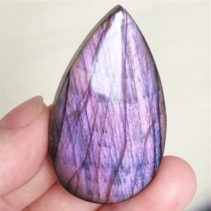 Purple Labradorite Pendant with Natural Flash - Image 3