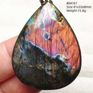 Purple Labradorite Pendant with Natural Flash - Image 20