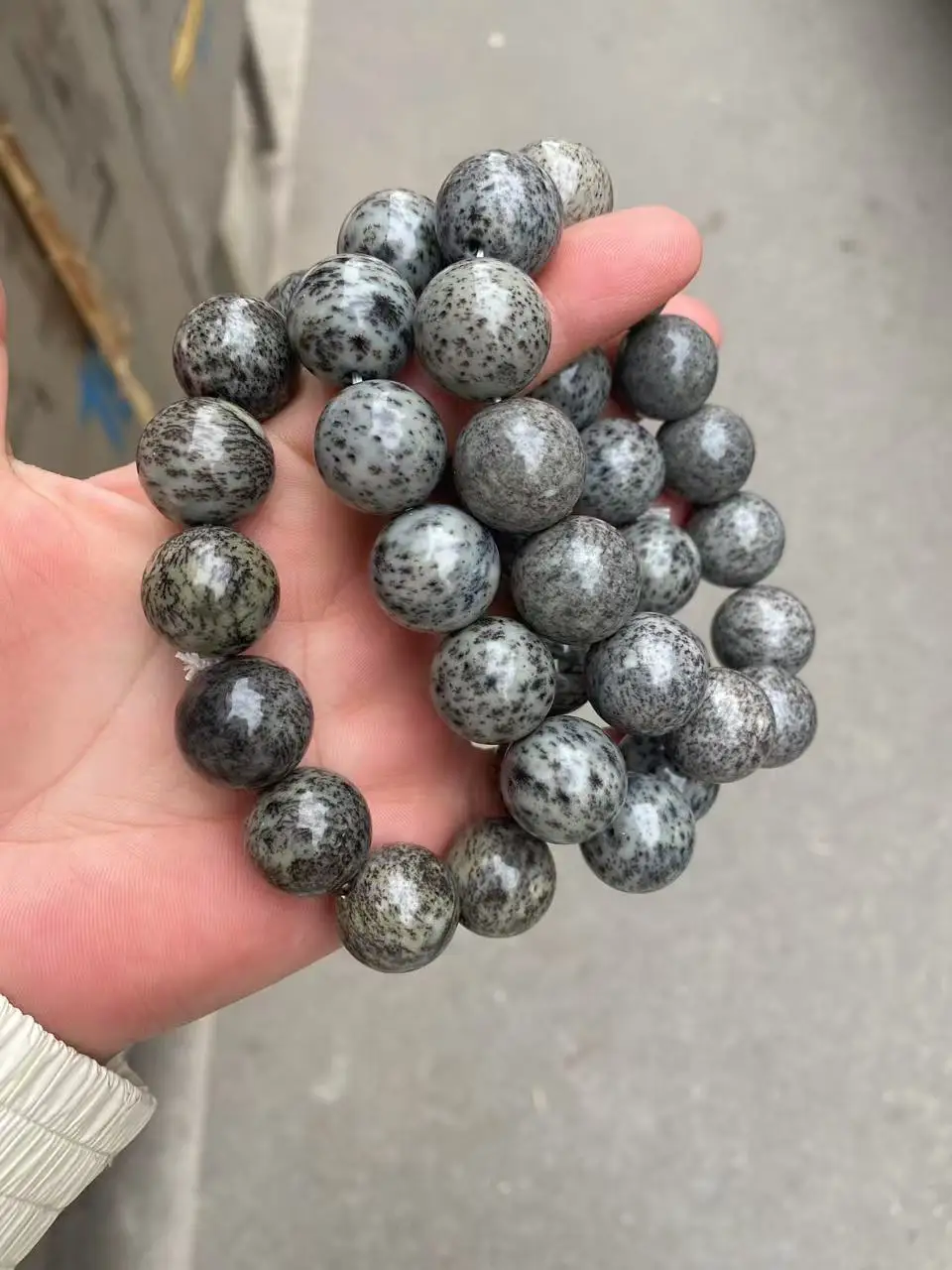 Rare Natural Hotan Jade Bead Bracelet, Certified - Image 2