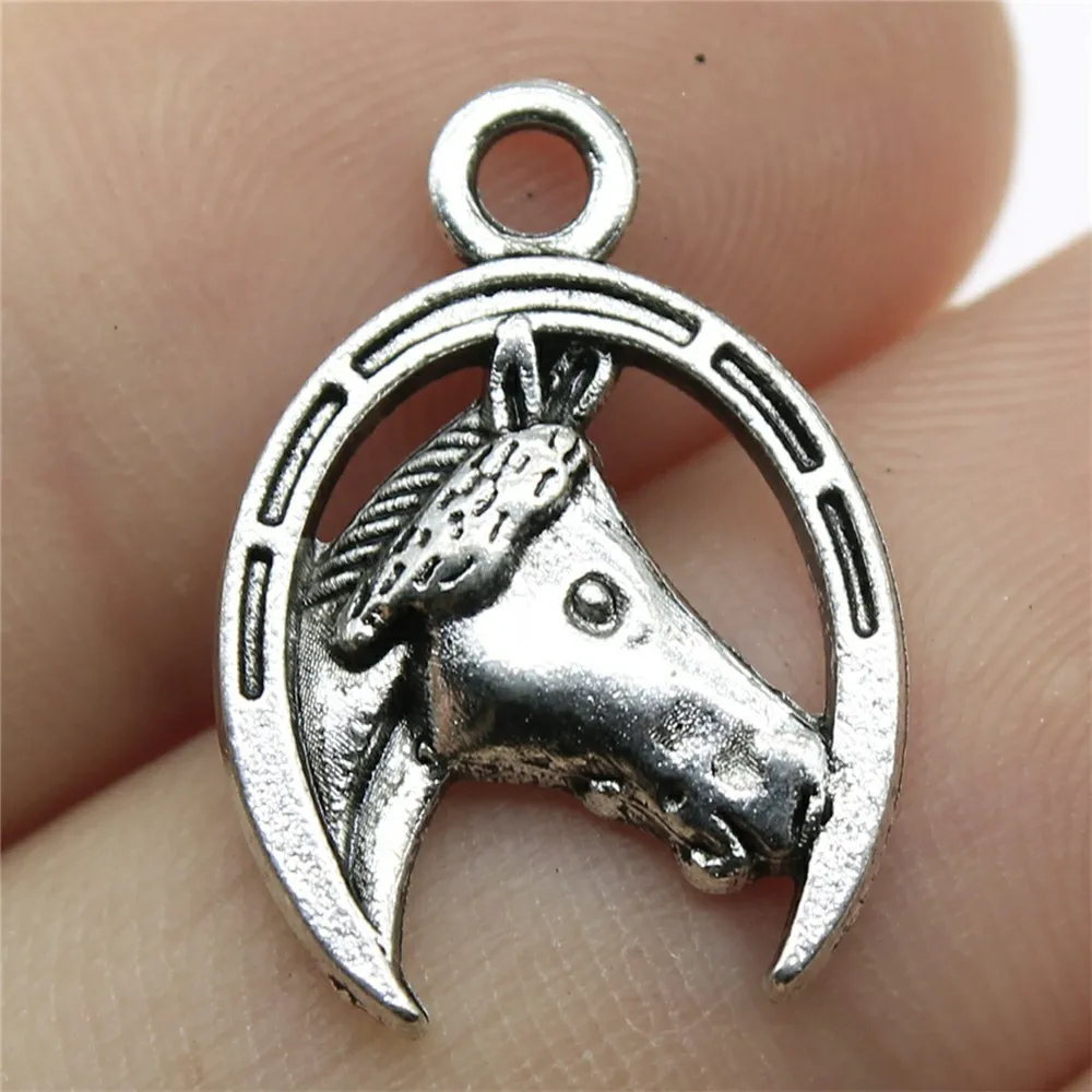 Horseshoes pendant