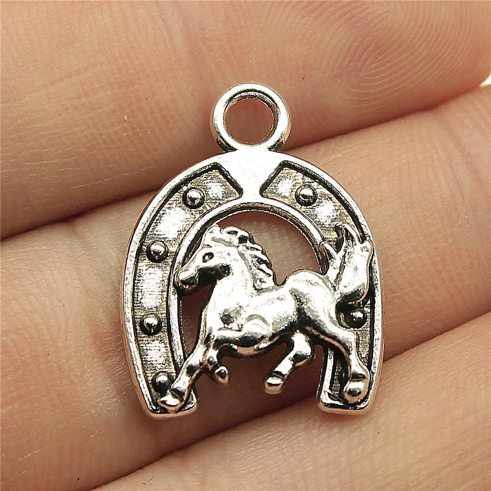 Horseshoes pendant