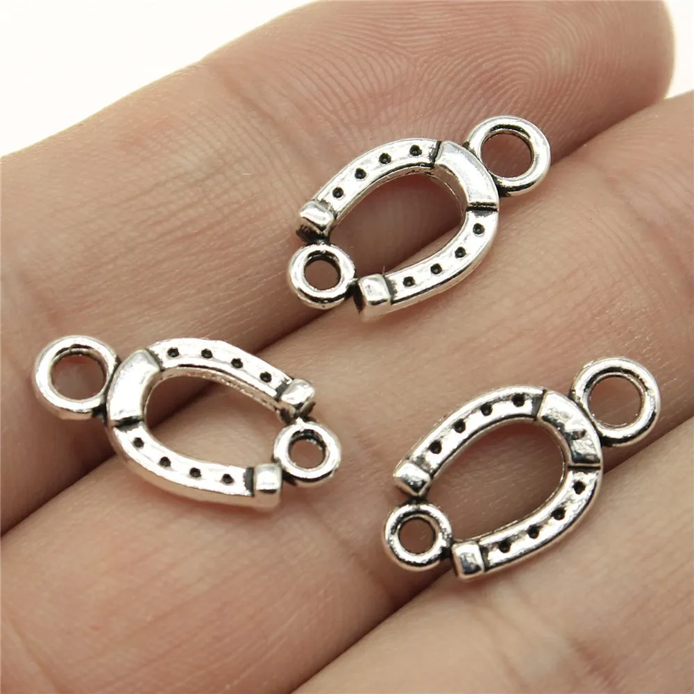 Horseshoes pendant