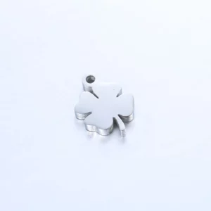 Four‑leaf clover pendant - Image 8