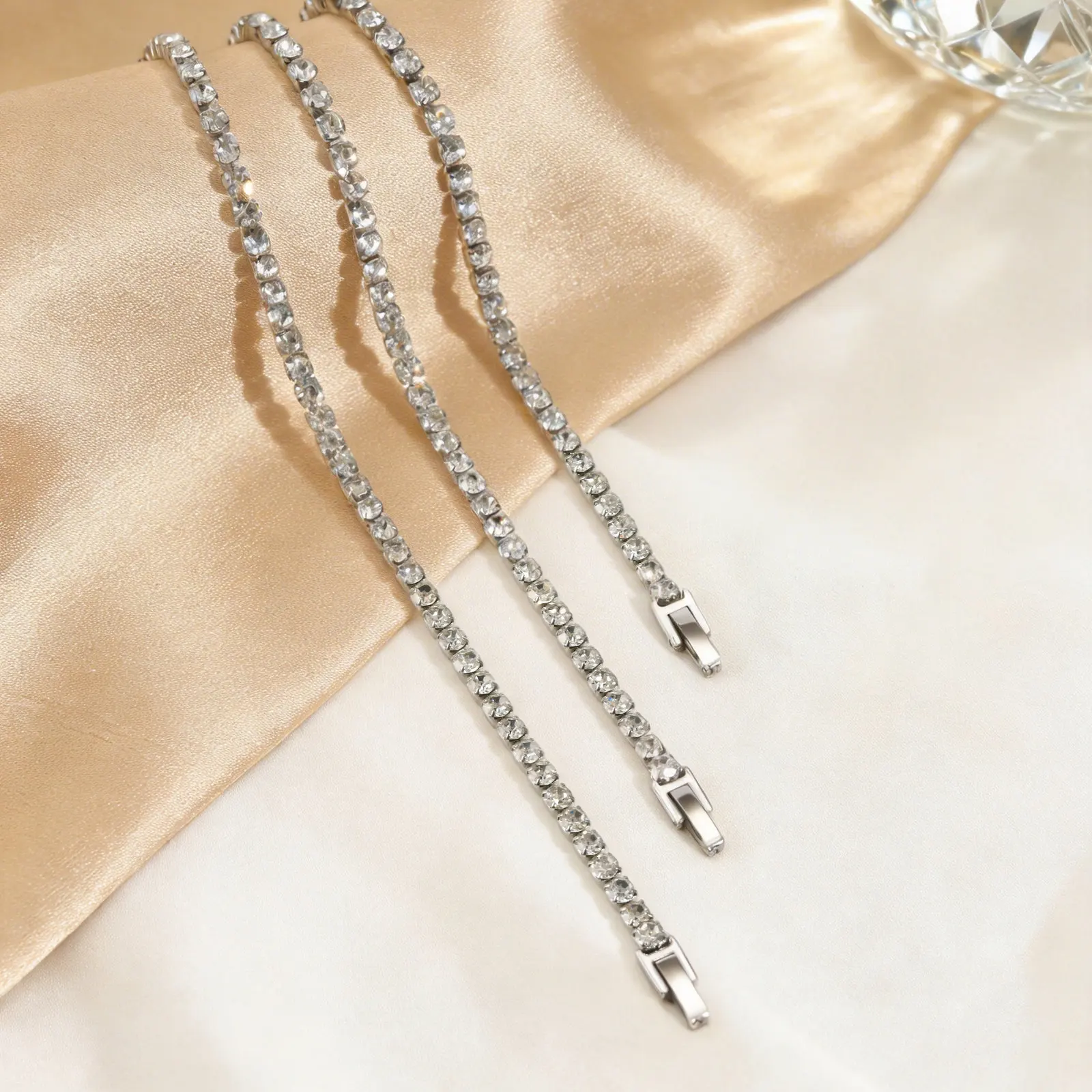 Luxury Classic 4mm Tennis Bracelet - Image 5