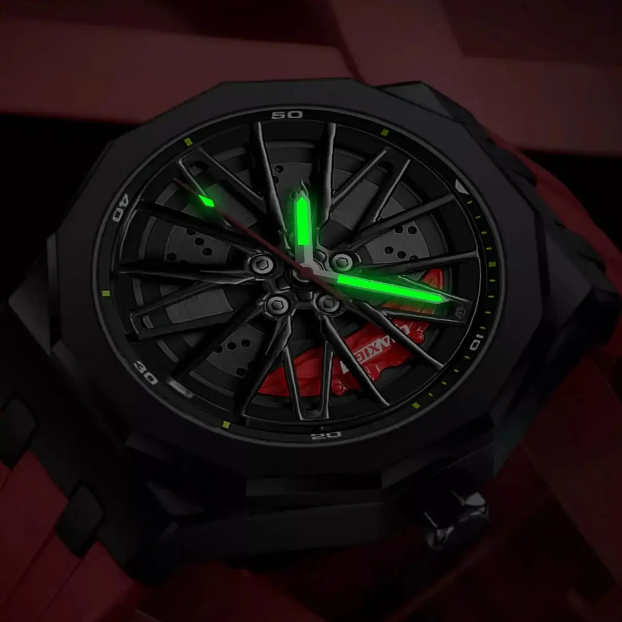 Casual Men's Quartz Sports Watch, Waterproof Silicone Band - Image 2