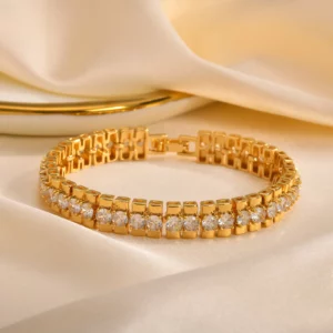Chunky Paperclip Chain Bracelet, 14K Gold Plated - Image 3