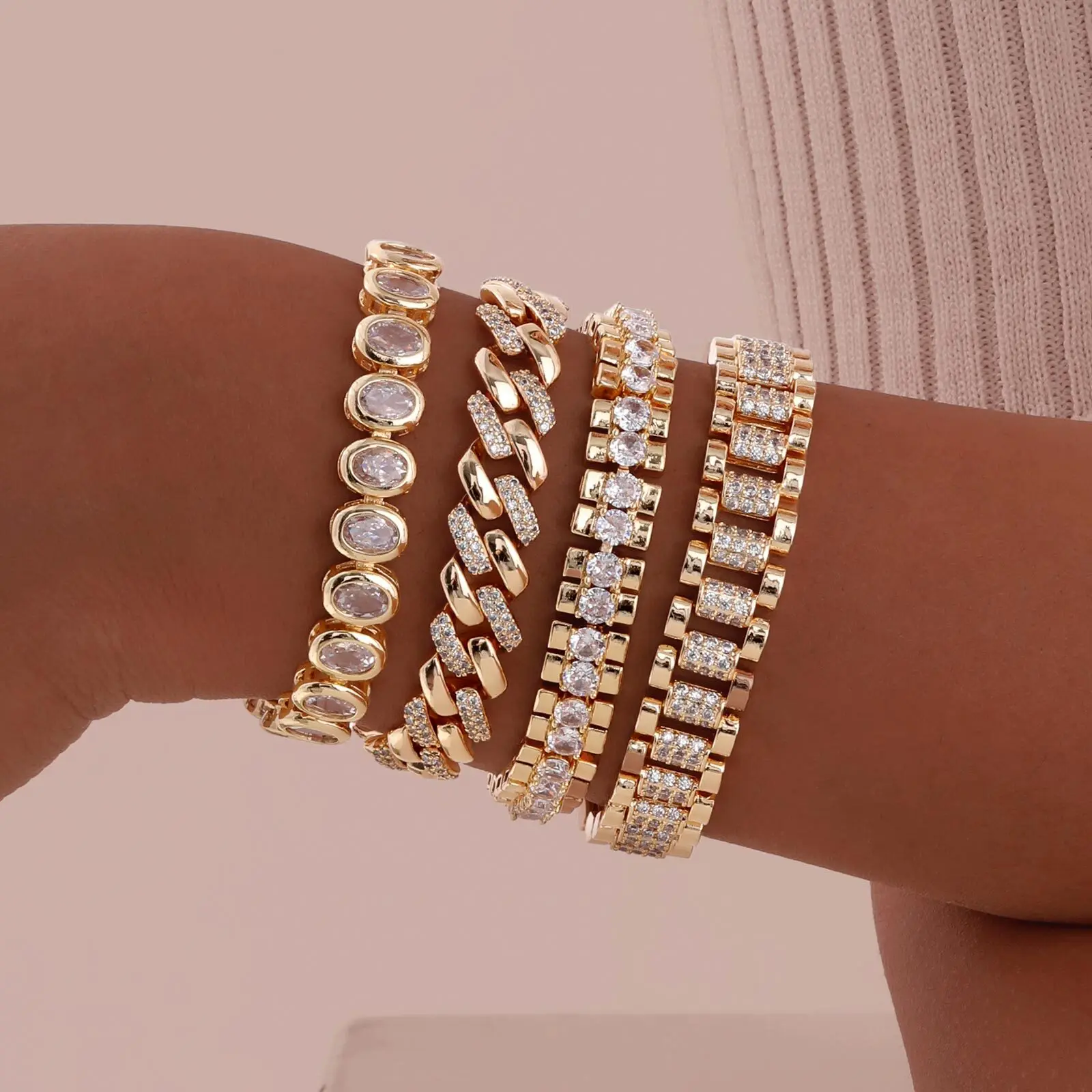 Chunky Paperclip Chain Bracelet, 14K Gold Plated - Image 1