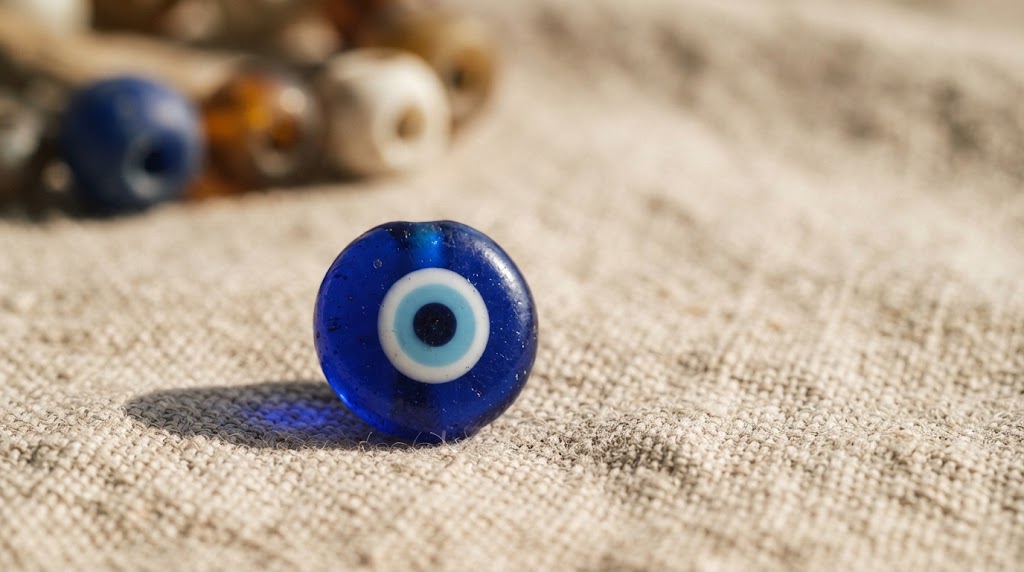 Nazar Boncuğu: The Real Meaning Behind the Blue Eye Bead