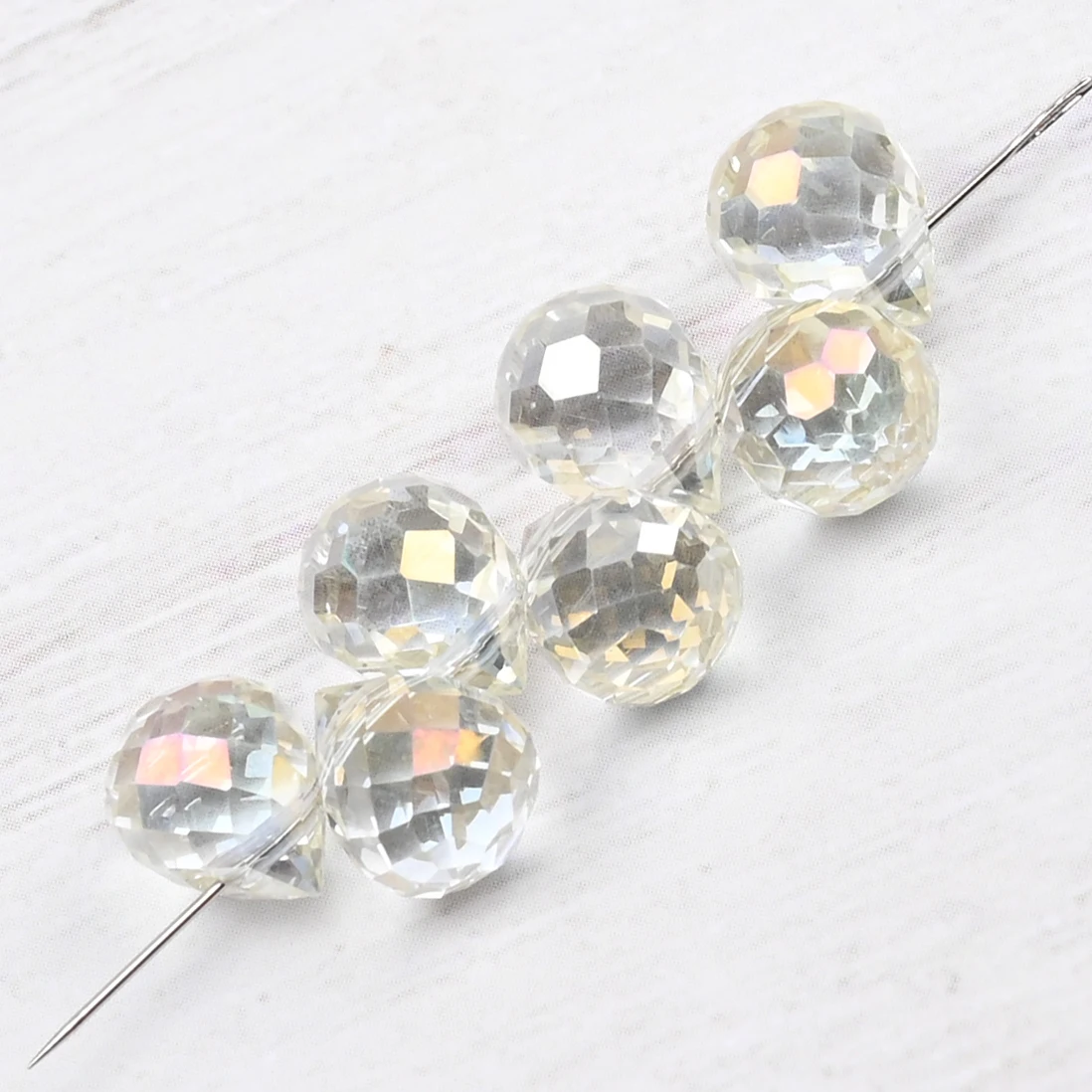Czech Crystal Waterdrop Beads 10x8mm Strawberry

Czech Crystal - Image 36